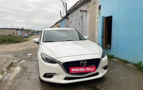 Mazda 3, 2018 год, 1 600 000 рублей, 8 фотография