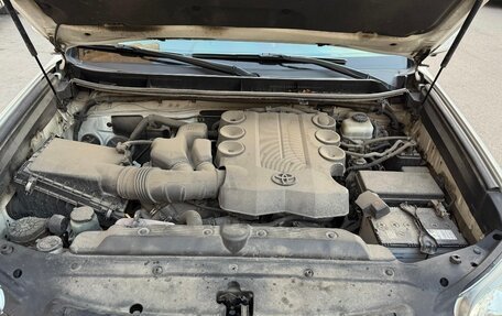 Toyota Land Cruiser Prado 150 рестайлинг 2, 2010 год, 4 100 000 рублей, 11 фотография