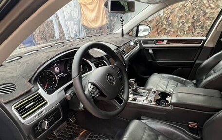 Volkswagen Touareg III, 2014 год, 2 800 000 рублей, 8 фотография