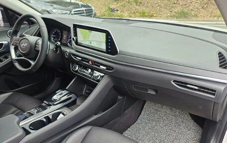 Hyundai Sonata VIII, 2022 год, 1 820 000 рублей, 6 фотография