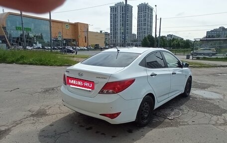 Hyundai Solaris II рестайлинг, 2015 год, 659 000 рублей, 5 фотография