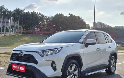 Toyota RAV4, 2021 год, 2 450 000 рублей, 1 фотография