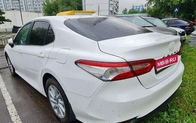 Toyota Camry, 2021 год, 2 000 000 рублей, 1 фотография