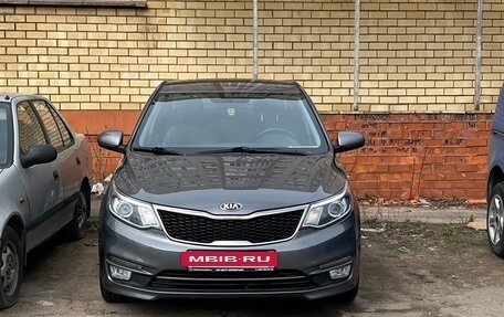 KIA Rio III рестайлинг, 2017 год, 1 350 000 рублей, 2 фотография