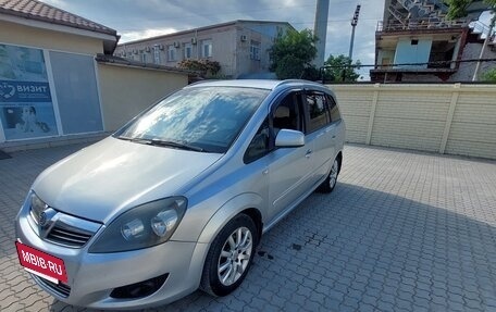 Opel Zafira B, 2012 год, 800 000 рублей, 2 фотография
