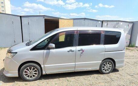 Nissan Serena IV, 2011 год, 1 190 000 рублей, 4 фотография