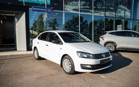 Volkswagen Polo VI (EU Market), 2018 год, 1 050 000 рублей, 4 фотография