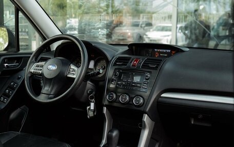 Subaru Forester, 2015 год, 1 780 000 рублей, 10 фотография