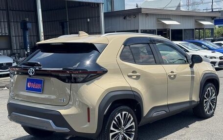 Toyota Yaris Cross, 2022 год, 1 398 000 рублей, 5 фотография