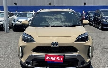 Toyota Yaris Cross, 2022 год, 1 398 000 рублей, 3 фотография