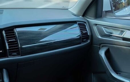 Skoda Kodiaq I, 2021 год, 2 400 000 рублей, 3 фотография