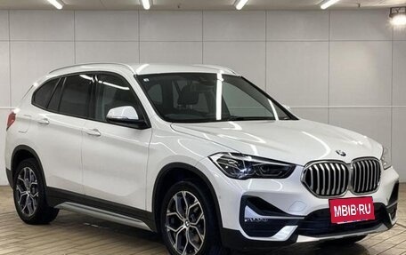 BMW X1, 2022 год, 2 100 000 рублей, 3 фотография