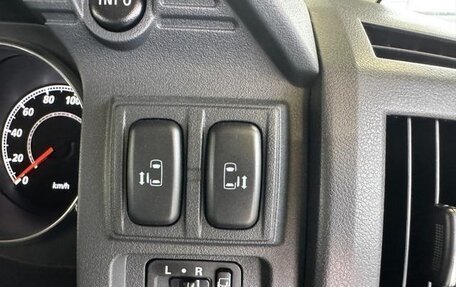 Mitsubishi Delica D:5 I, 2016 год, 1 872 000 рублей, 13 фотография