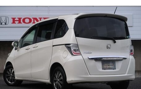 Honda Freed I, 2013 год, 800 000 рублей, 8 фотография
