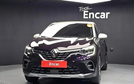 Renault Captur II, 2022 год, 1 618 000 рублей, 2 фотография