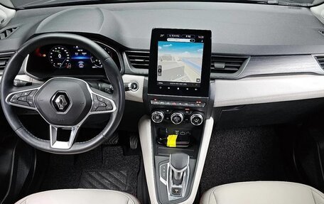 Renault Captur II, 2022 год, 1 618 000 рублей, 5 фотография