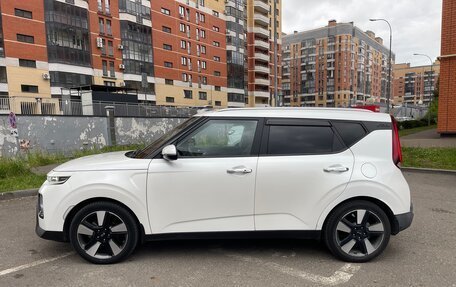 KIA Soul II рестайлинг, 2019 год, 1 800 000 рублей, 4 фотография