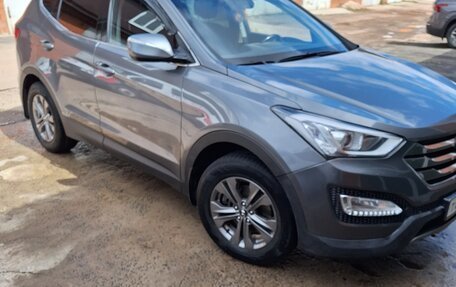 Hyundai Santa Fe III рестайлинг, 2012 год, 1 890 000 рублей, 2 фотография