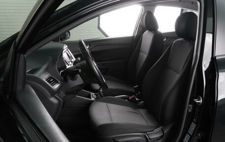 Hyundai Solaris II рестайлинг, 2017 год, 1 159 000 рублей, 10 фотография