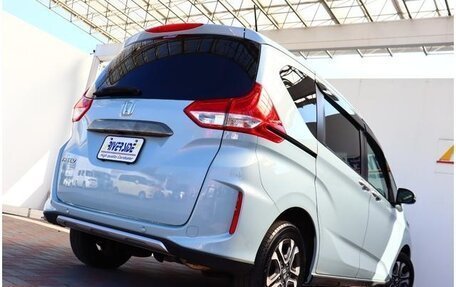 Honda Freed II, 2022 год, 1 310 000 рублей, 5 фотография