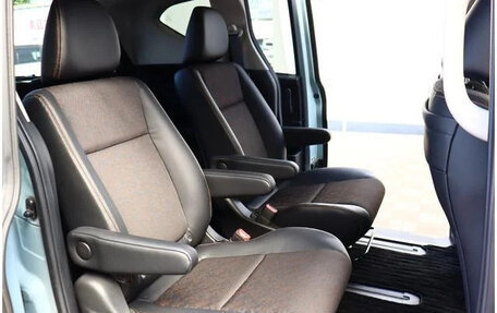 Honda Freed II, 2022 год, 1 310 000 рублей, 13 фотография
