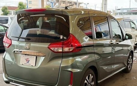 Honda Freed II, 2022 год, 1 289 000 рублей, 4 фотография