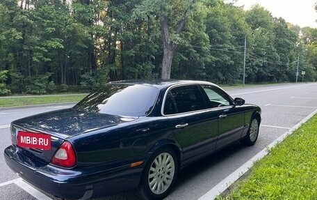 Jaguar XJ III (X350), 2005 год, 2 190 000 рублей, 2 фотография