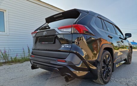 Toyota RAV4, 2020 год, 5 500 000 рублей, 4 фотография