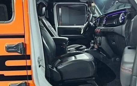 Jeep Wrangler, 2022 год, 4 050 001 рублей, 7 фотография