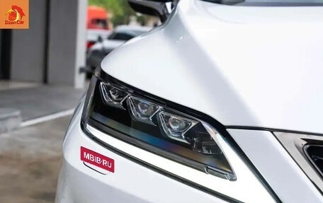 Lexus RX IV рестайлинг, 2022 год, 3 500 000 рублей, 6 фотография