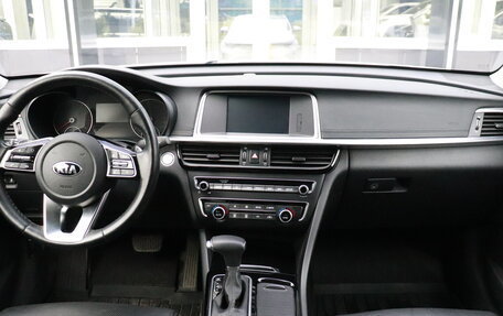 KIA Optima IV, 2018 год, 2 100 000 рублей, 11 фотография