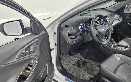 Chevrolet Malibu IX, 2021 год, 1 365 000 рублей, 7 фотография