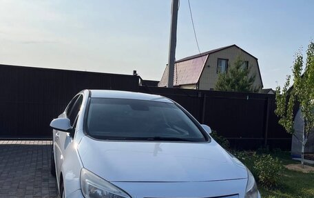 Opel Astra J, 2012 год, 735 000 рублей, 2 фотография