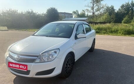 Opel Astra H, 2012 год, 720 000 рублей, 3 фотография