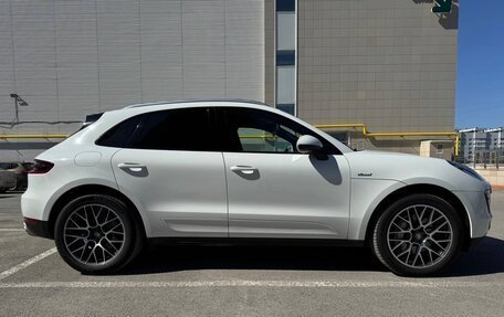 Porsche Macan I рестайлинг, 2016 год, 3 950 000 рублей, 3 фотография