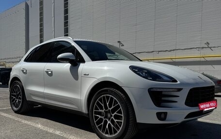 Porsche Macan I рестайлинг, 2016 год, 3 950 000 рублей, 2 фотография
