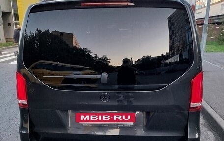 Mercedes-Benz V-Класс, 2021 год, 8 200 000 рублей, 3 фотография