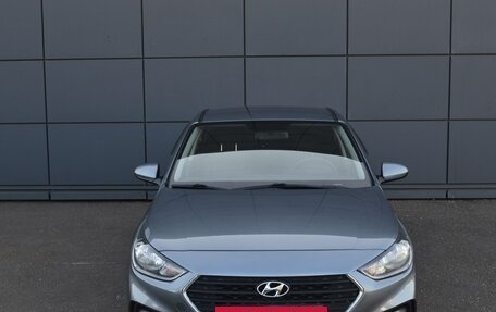 Hyundai Solaris II рестайлинг, 2017 год, 1 050 000 рублей, 2 фотография