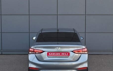 Hyundai Solaris II рестайлинг, 2017 год, 1 050 000 рублей, 5 фотография
