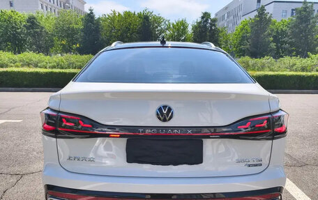 Volkswagen Tiguan II, 2022 год, 3 189 111 рублей, 5 фотография