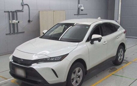 Toyota Harrier, 2022 год, 2 300 000 рублей, 3 фотография
