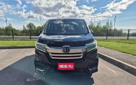 Honda Stepwgn IV, 2019 год, 2 600 000 рублей, 3 фотография
