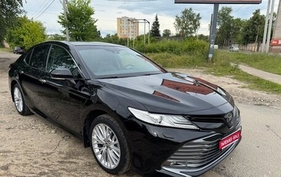 Toyota Camry, 2019 год, 3 090 000 рублей, 1 фотография