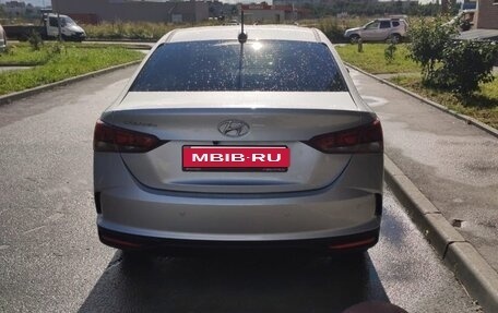 Hyundai Solaris II рестайлинг, 2022 год, 1 500 000 рублей, 2 фотография