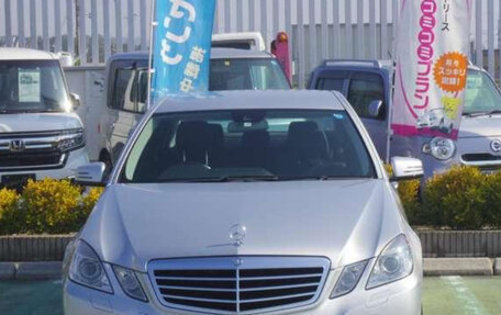 Mercedes-Benz E-Класс, 2013 год, 1 200 000 рублей, 2 фотография