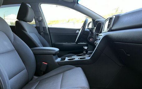 KIA Sportage IV рестайлинг, 2020 год, 2 299 000 рублей, 11 фотография