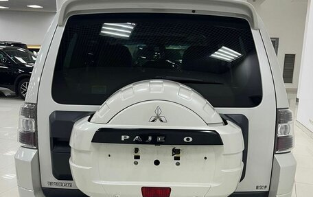 Mitsubishi Pajero IV, 2014 год, 2 850 000 рублей, 4 фотография