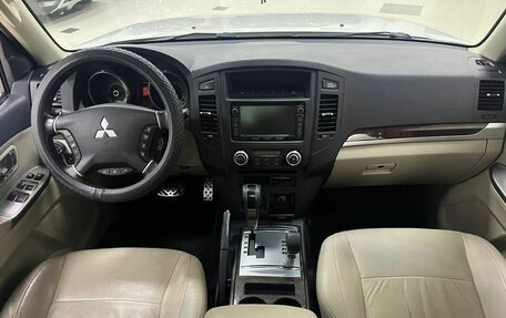 Mitsubishi Pajero IV, 2014 год, 2 850 000 рублей, 8 фотография