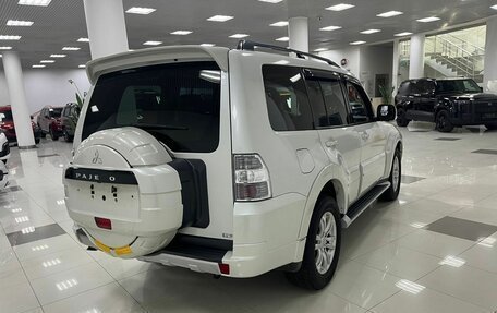 Mitsubishi Pajero IV, 2014 год, 2 850 000 рублей, 5 фотография