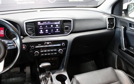 KIA Sportage IV рестайлинг, 2021 год, 2 630 000 рублей, 16 фотография